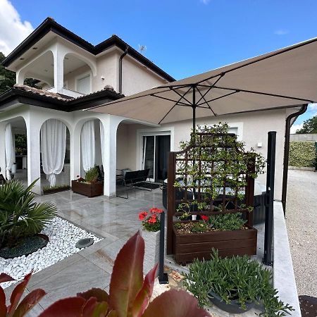 Villa Zonta Apartment Maremi With Private Jacuzzi ブイェ エクステリア 写真